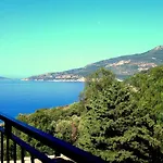 Lejlighed Azure Haven - A Seaside Retreat Surrounded By Nature