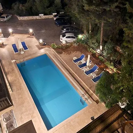 Azure Haven - A Seaside Retreat Surrounded By Nature Lejlighed *
