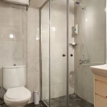 Apartman Azure Haven - A Seaside Retreat Surrounded By Nature