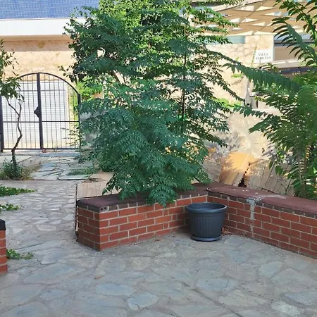 Azure Haven - A Seaside Retreat Surrounded By Nature *