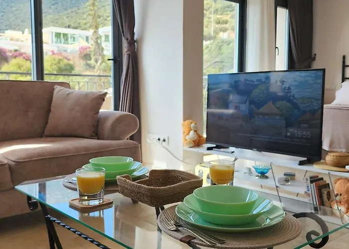 Azure Haven - A Seaside Retreat Surrounded By Nature 公寓 卡斯