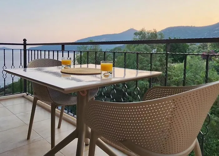 Azure Haven - A Seaside Retreat Surrounded By Nature