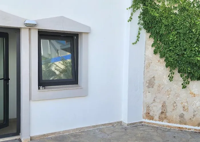 アパート Azure Haven - A Seaside Retreat Surrounded By Nature カシュ